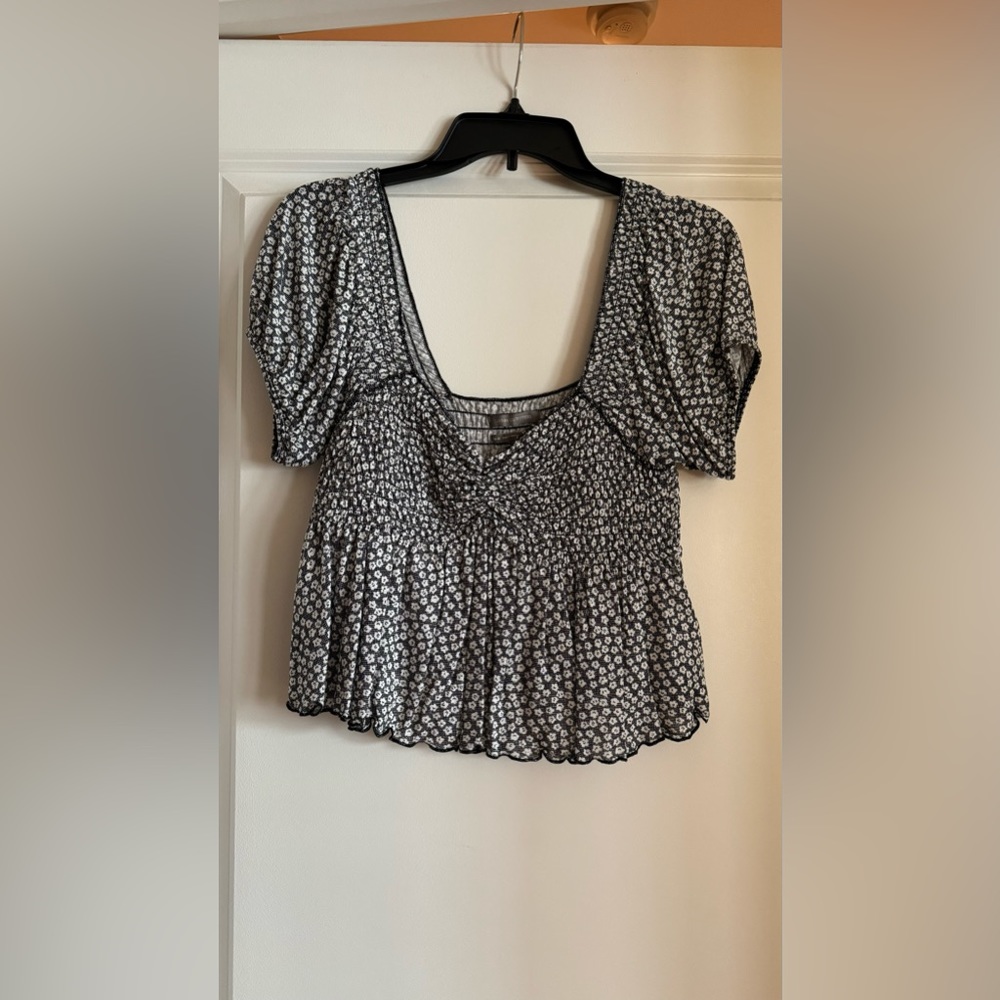 Womens urban outfitters crop top
